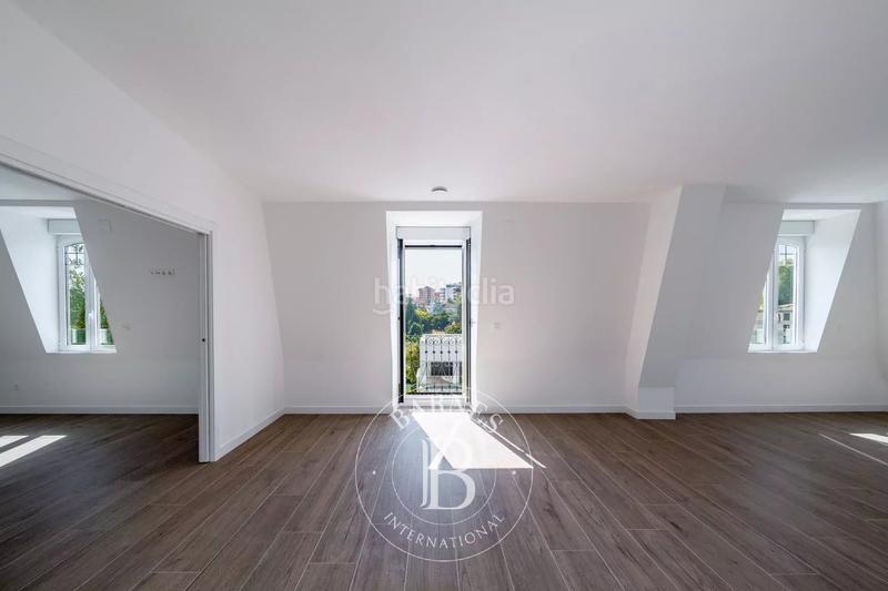 Foto 47bbf073-f6ab-4c9b-945c-6dbdda0e5ab8. Appartamento con riscaldamento parcheggio piscina in Donostia - San Sebastián