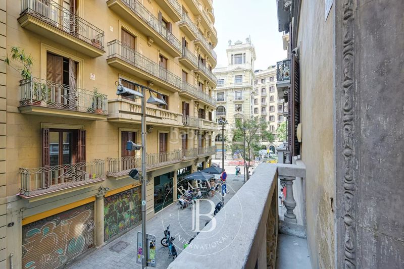 Foto beb86088-6a8f-4947-84d2-55309e1c6b3f. Pis amb calefacció a Gòtic Barcelona