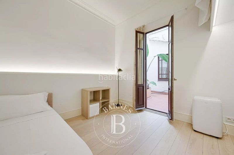 Foto d5318bff-770d-4bfc-b8fa-addcdcadf885. Pis amb calefacció a Gòtic Barcelona