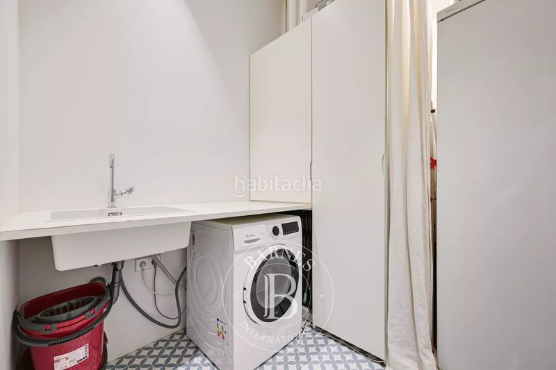 Foto e99d74aa-0923-4a10-b7e8-8ce113a73c7c. Pis amb calefacció a Gòtic Barcelona
