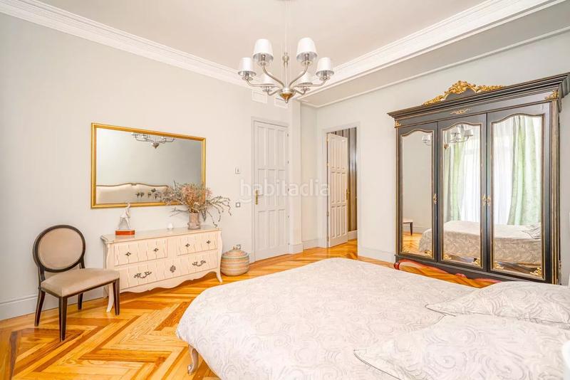 Foto bd8e23a2-c891-4e50-bb0a-27fe6f466911. Alquiler piso en Lista Madrid