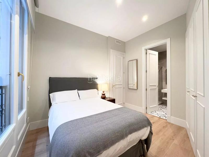 Foto bc2cf823-d3a0-4dbc-8270-75bc08c015b1. Location appartement avec chauffage dans Recoletos Madrid