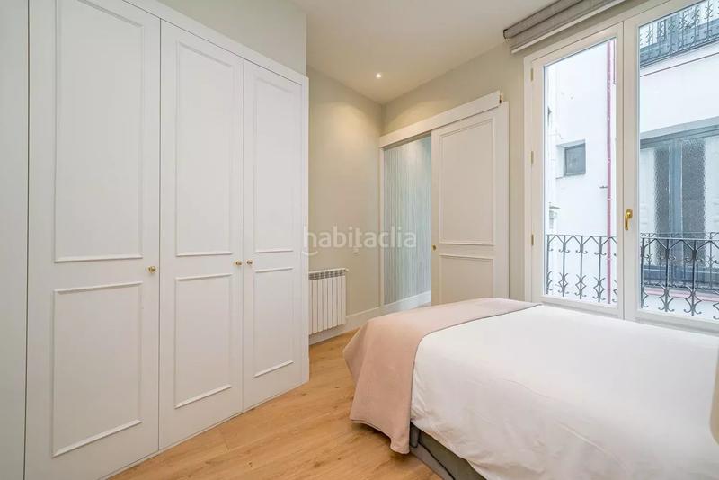 Foto bd12884f-2336-4d70-bba1-6455f7cd9f0c. Location appartement avec chauffage dans Recoletos Madrid