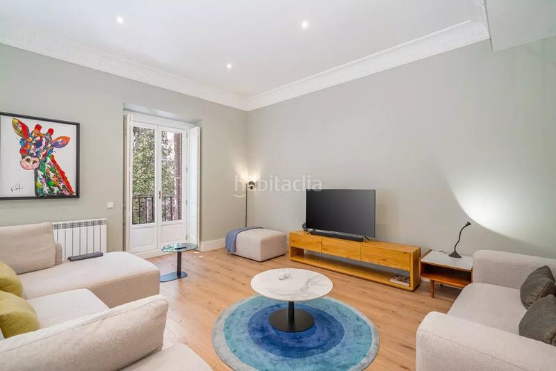 Foto 3706c579-434c-4a6a-8dc4-a0df1c6c612e. Miete etagenwohnung mit heizung in Recoletos Madrid