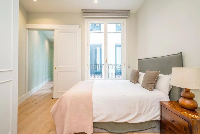 Foto 587b28fc-a0c6-4298-8fa8-d3382cd1bd08. Miete etagenwohnung mit heizung in Recoletos Madrid