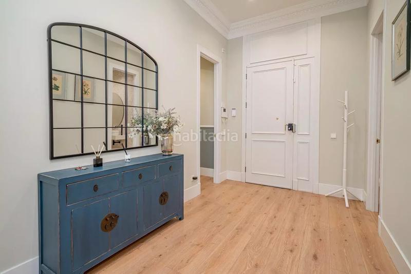 Foto 32b99ba3-901c-4c80-8598-2717e6ff4159. Rent flat with heating in Recoletos Madrid