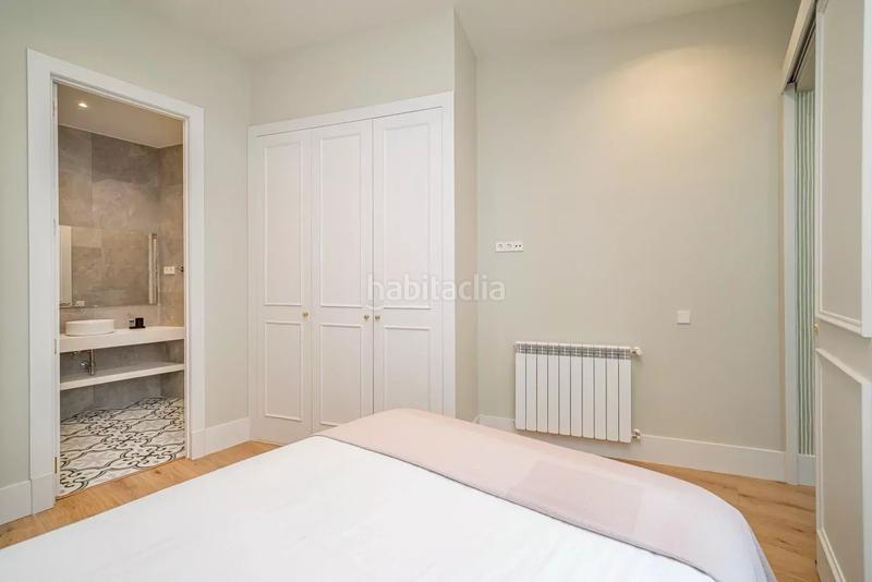 Foto 4a03f3f3-1b78-42cf-8fba-c51fd9a95fb0. Rent flat with heating in Recoletos Madrid