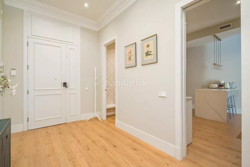 Foto 5de50fd7-c774-4e83-84a2-14f5ff9f0dcb. Rent flat with heating in Recoletos Madrid