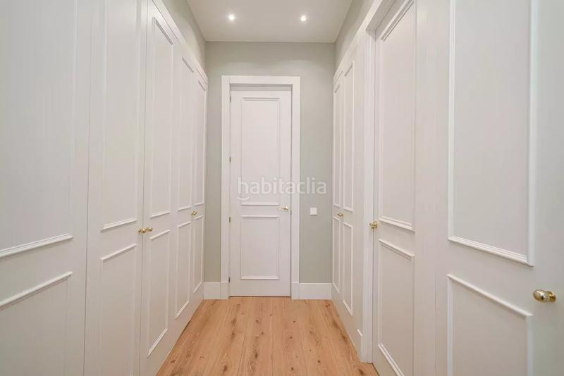 Foto 9344b97d-8ac9-4ccc-b1e7-a1766ca9d930. Rent flat with heating in Recoletos Madrid