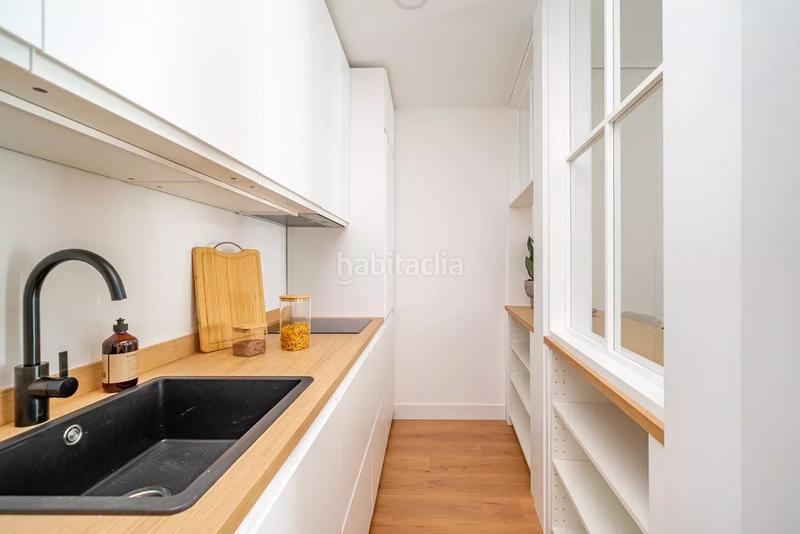 Foto da80d1a3-3db6-4a7c-baab-6456a3949de8. Appartamento con riscaldamento in Cortes-Huertas Madrid