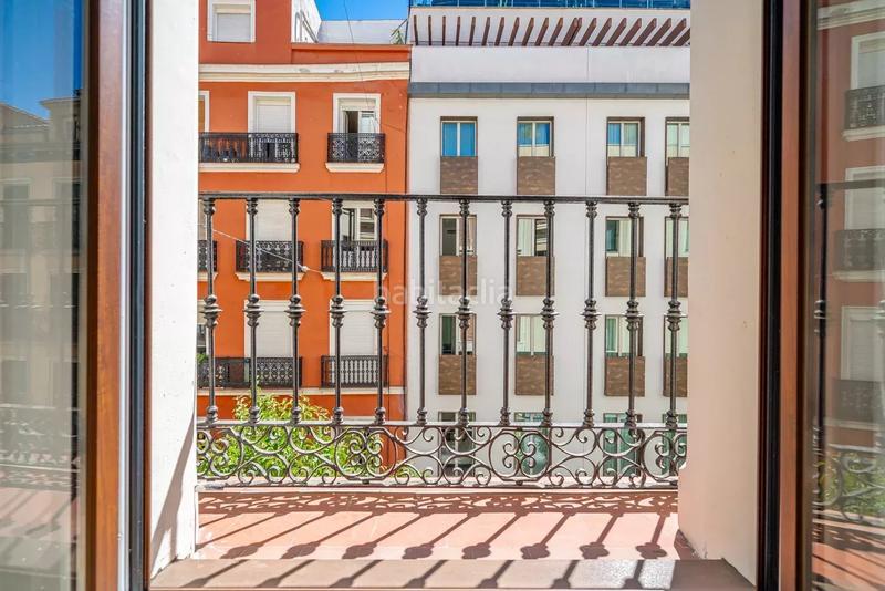 Foto d009b064-b44b-4c72-959d-8f034889467d. Piso en Justicia-Chueca Madrid