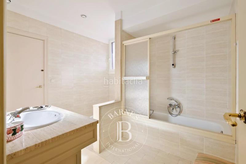 Foto 45c346a5-6100-45d1-a92e-718470415600. Casa amb calefacció aparcament a Antiguo Donostia - San Sebastián