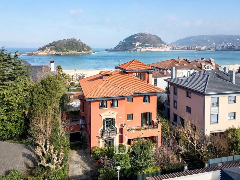 Foto 6a2ac5c1-e173-4826-a7e8-24c32ae8ac92. Casa amb calefacció aparcament a Antiguo Donostia - San Sebastián
