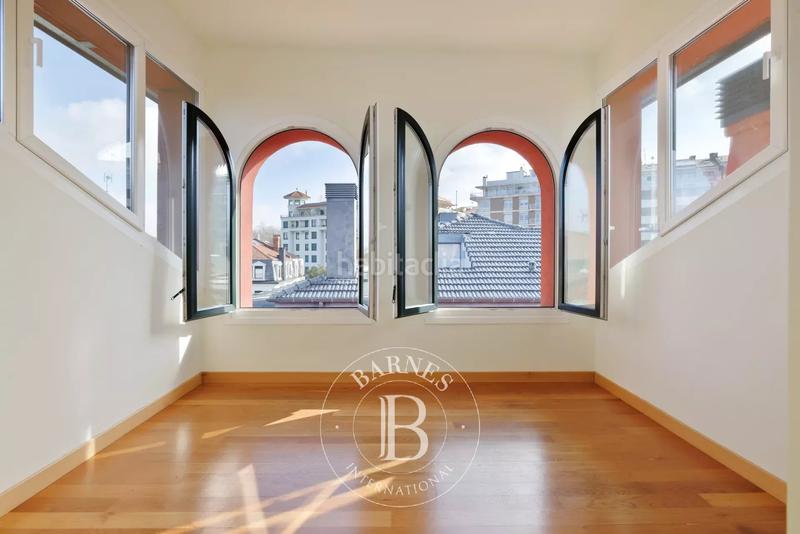 Foto ac8007b0-e121-44c5-a451-302cf1bcc3fc. Casa amb calefacció aparcament a Antiguo Donostia - San Sebastián