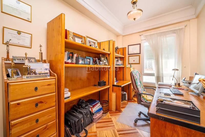 Foto 8061f8cb-3557-450d-8686-24eae558b8a2. Flat with heating in Almagro Madrid