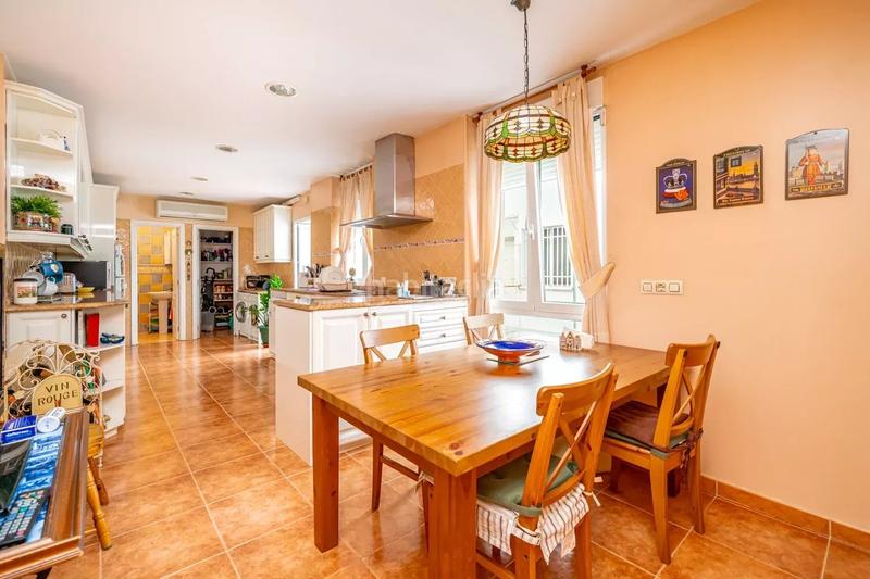 Foto 221b02fb-990e-4356-8b08-5f0f2492fbfb. Piso en Almagro Madrid