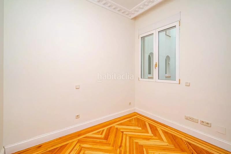 Foto 32261512-1ca5-4460-94b0-af9f31da06f1. Location appartement avec chauffage dans Recoletos Madrid