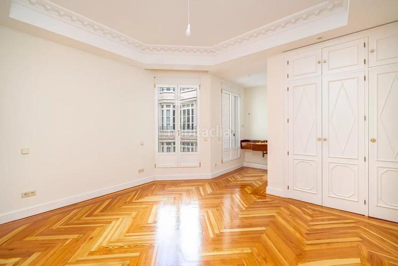 Foto 605c2145-ec37-420b-844e-bb0bb81028fe. Rent flat with heating in Recoletos Madrid