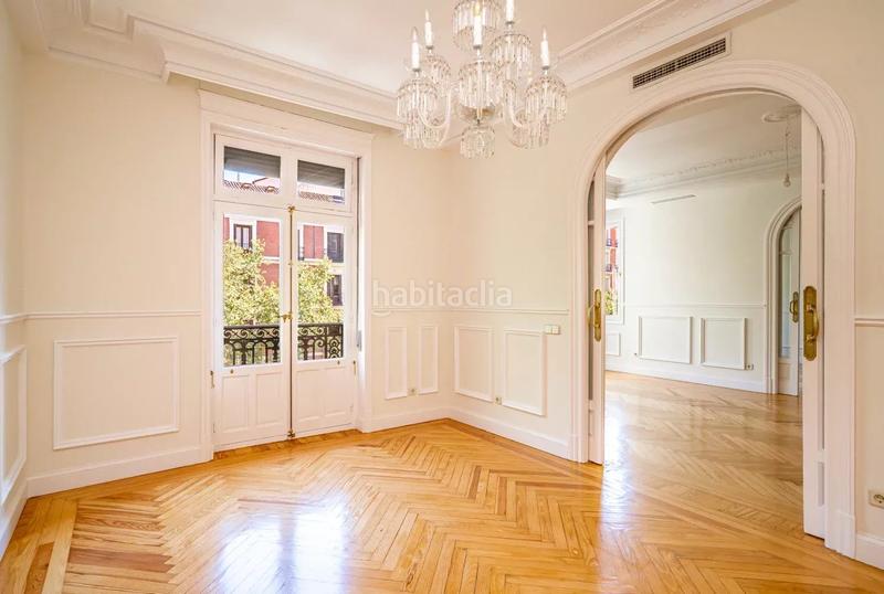 Foto 237e40e1-e11e-4fca-abf2-197fdf79f94b. Lloguer pis amb calefacció a Recoletos Madrid