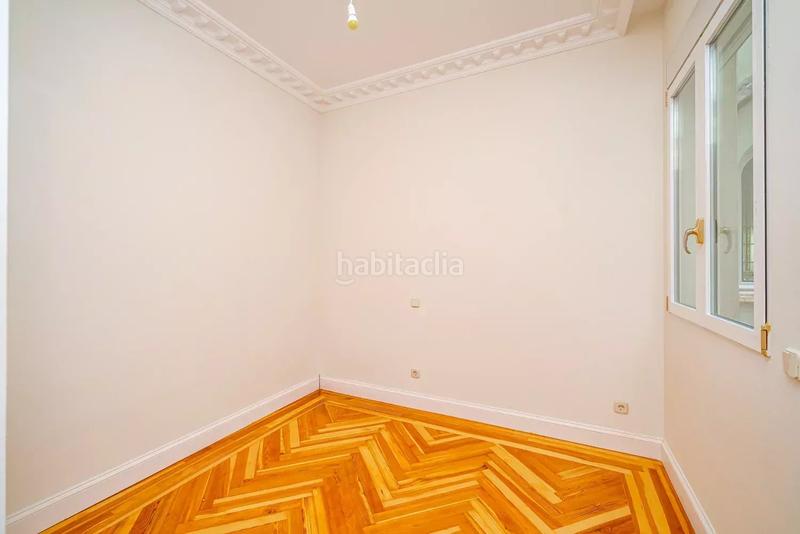 Foto 43eb06fc-aa19-4174-ad05-980e0d5d1b4e. Alquiler piso en Recoletos Madrid