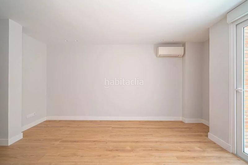 Foto 638869d5-88e6-4cd3-8e01-c2a8e3260c99. Alquiler piso en Nueva España Madrid