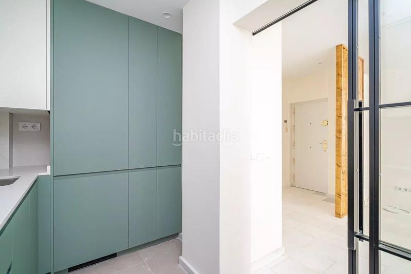 Foto 5d3e7722-ec59-4136-a812-96e23f567740. Rent flat with heating in Castillejos-Cuzco Madrid