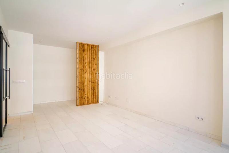 Foto ba94fc65-b5b9-46ef-b849-87ed6d70d962. Alquiler piso en Castillejos-Cuzco Madrid