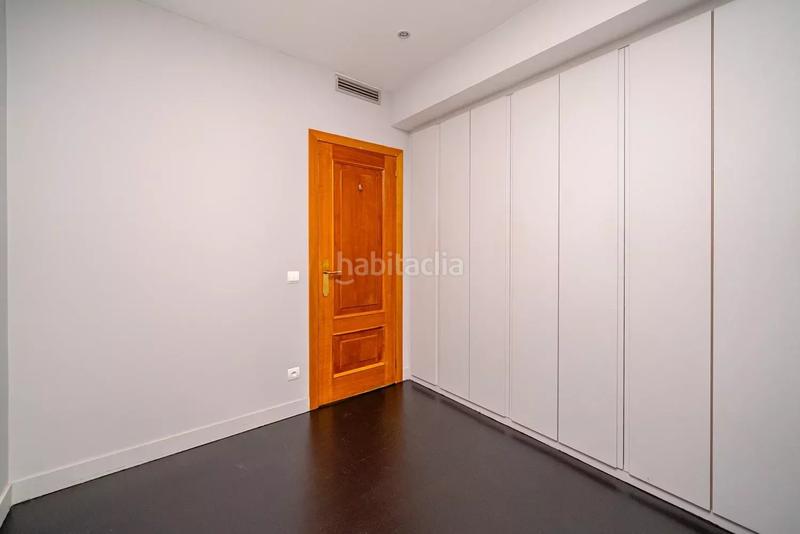 Foto 44cb4358-ff20-4e31-aae3-2f11ef170311. Miete etagenwohnung mit heizung parking in Recoletos Madrid