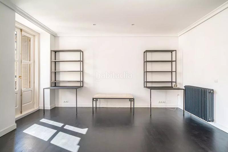 Foto 4f0ce772-7b81-400d-919c-f60c8c68f89b. Miete etagenwohnung mit heizung parking in Recoletos Madrid