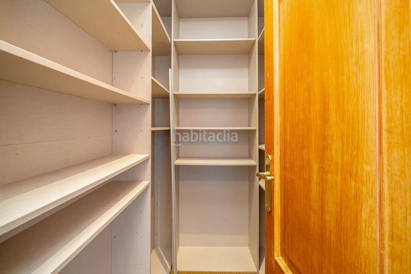 Foto 74db959e-4efb-48a1-ac08-4ac4ff399fb1. Miete etagenwohnung mit heizung parking in Recoletos Madrid