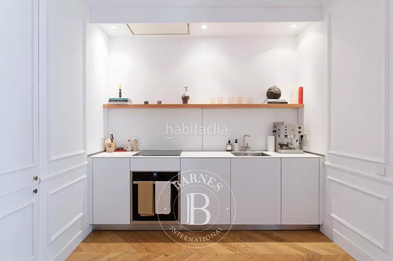 Foto 530f27d5-6e4b-4b11-8600-653e0f0478b7. Appartement avec chauffage dans L´Antiga Esquerra de l´Eixample Barcelona