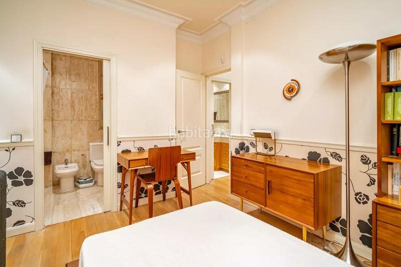 Foto bf7eed31-7746-4e34-8d92-7dde4d07f7b9. Piso en Trafalgar Madrid