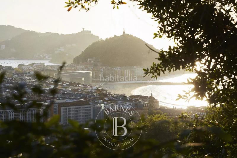 Foto 568672e9-ce16-4e0c-a7dc-63b4c34241c7. Casa amb calefacció aparcament piscina a Ategorrieta-Ulía Donostia - San Sebastián