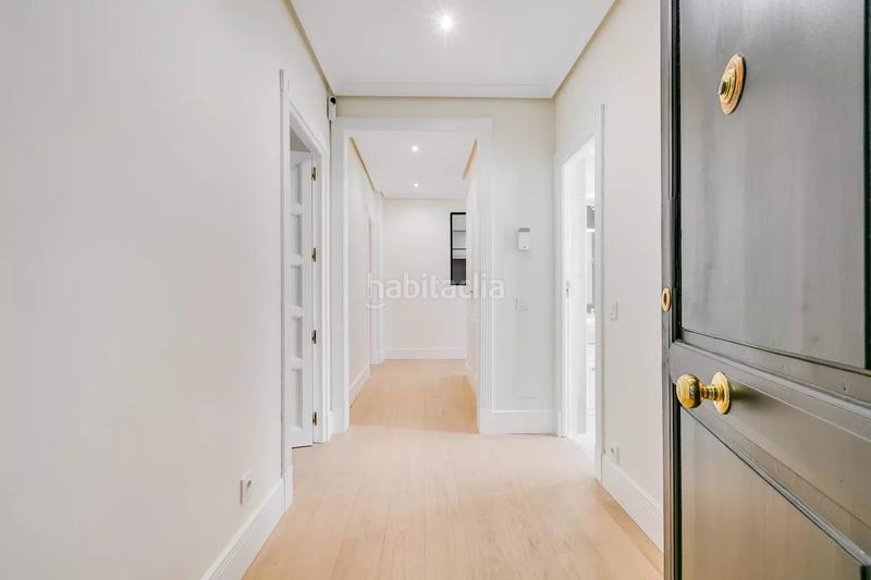 Foto fb056043-7694-4564-be4f-2b0211236f83. Miete etagenwohnung mit heizung in Castellana Madrid