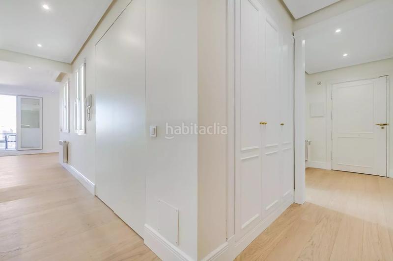 Foto 3f19be8d-286e-4194-8322-ff4d549431a0. Alquiler piso en Castellana Madrid