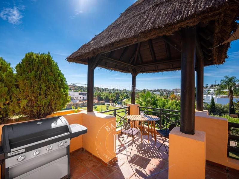 Foto cefd4131-fcd6-4b72-b46c-1200981a3c4f. Dachwohnung mit heizung pool in Nueva Atalaya Estepona