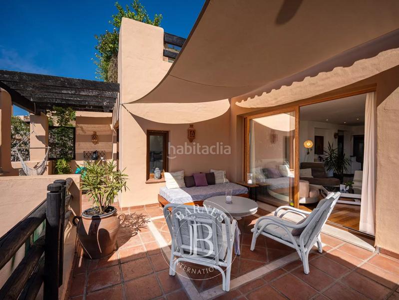 Foto 65ed7710-621c-4bb2-b55c-5f6d6d370e90. Penthouse with heating pool in Nueva Atalaya Estepona