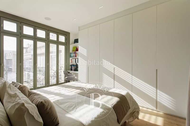 Foto 20db7cdf-96bb-4605-b10f-7128b3f89a51. Àtic amb calefacció a Dreta de l´Eixample Barcelona