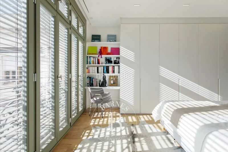 Foto 278df9dd-f9e2-49a7-832c-c99dc9a04c16. Àtic amb calefacció a Dreta de l´Eixample Barcelona