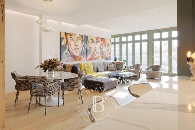 Foto 28b4bb17-d5a4-4c06-b989-cebfe9c1ea1d. Àtic amb calefacció a Dreta de l´Eixample Barcelona