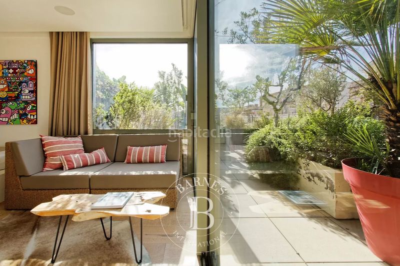 Foto 366d68e9-5c07-498b-b20e-49a0d5cc2211. Àtic amb calefacció a Dreta de l´Eixample Barcelona