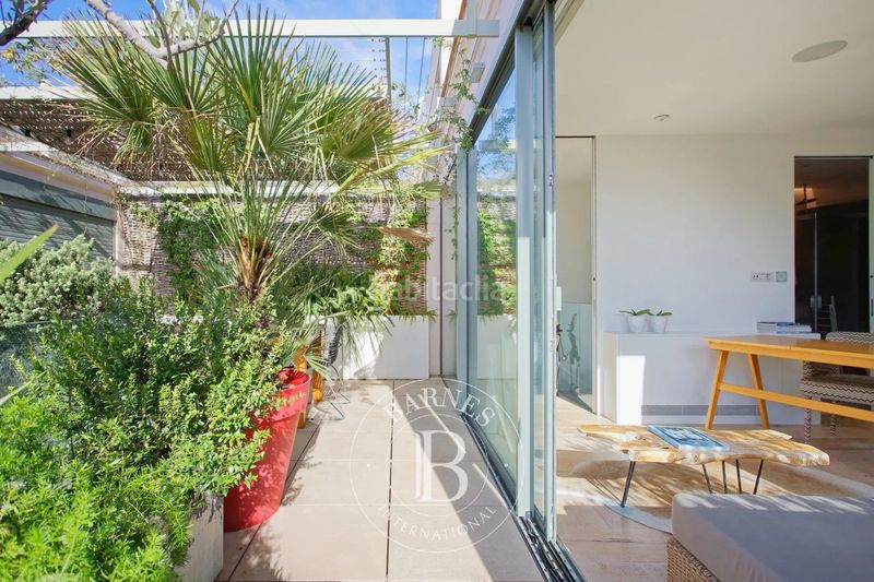 Foto 761e4283-2ac9-435a-a612-9db9995b351c. Àtic amb calefacció a Dreta de l´Eixample Barcelona