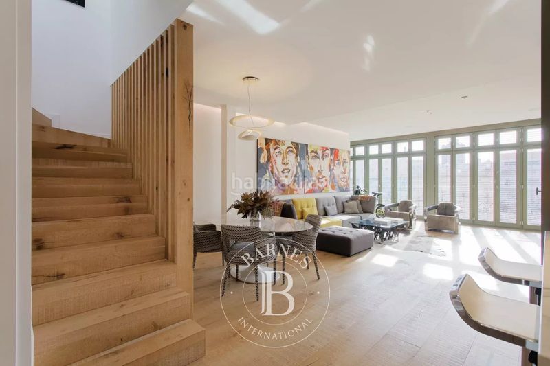 Foto 8db3db4f-fe41-4879-8e22-3fb32aee7ff1. Àtic amb calefacció a Dreta de l´Eixample Barcelona