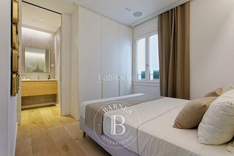 Foto 9b56b187-c091-4918-907c-bf962825b72c. Àtic amb calefacció a Dreta de l´Eixample Barcelona