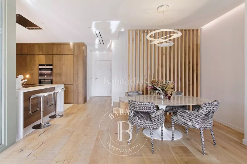 Foto d848f06b-573d-4711-a7e2-e47f3a7e931f. Àtic amb calefacció a Dreta de l´Eixample Barcelona