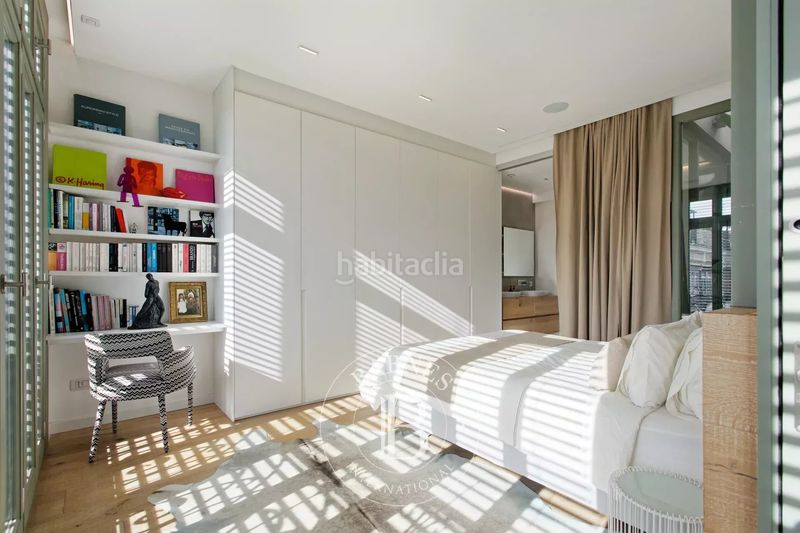 Foto e0e0d7ab-0900-4d6d-8788-e0cc6024f03e. Àtic amb calefacció a Dreta de l´Eixample Barcelona