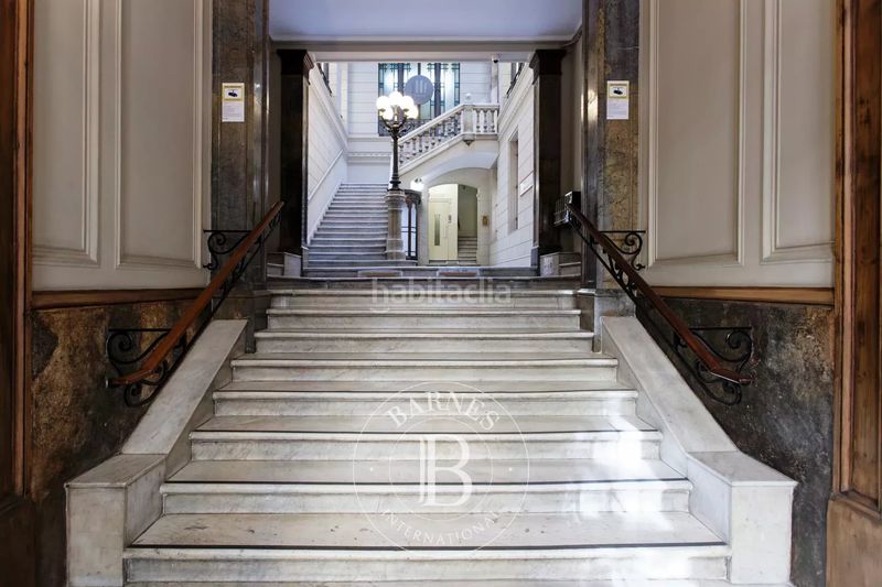 Foto e0fae9d4-e51d-4e8f-923b-fdec212c5026. Àtic amb calefacció a Dreta de l´Eixample Barcelona