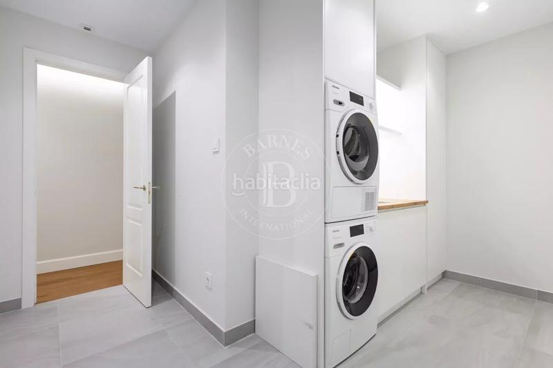 Foto 67605c57-9b1d-4e60-abf4-5c661b2924ad. Rent flat with heating parking in Casa de Campo Madrid