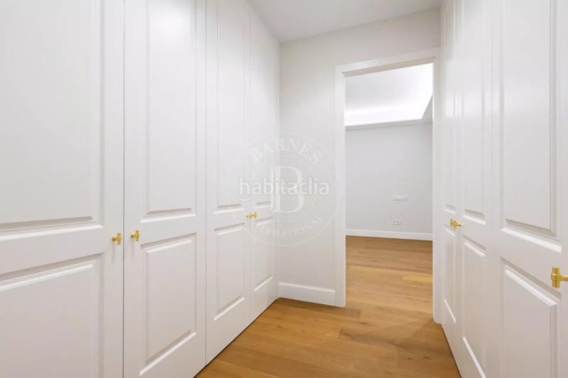 Foto cd43a9f6-42dc-41a8-a14d-935939b9491d. Alquiler piso en Casa de Campo Madrid