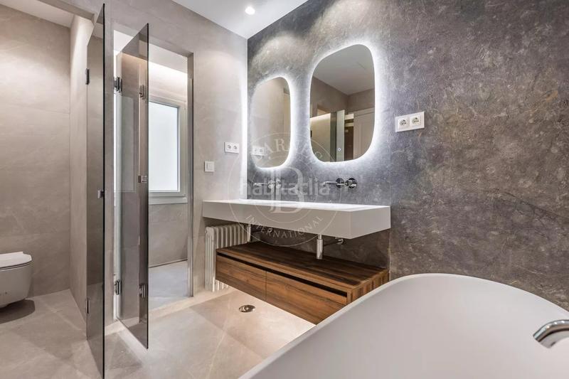 Foto dde5e32e-951d-456d-95a1-62c1c919b19d. Alquiler piso en Casa de Campo Madrid